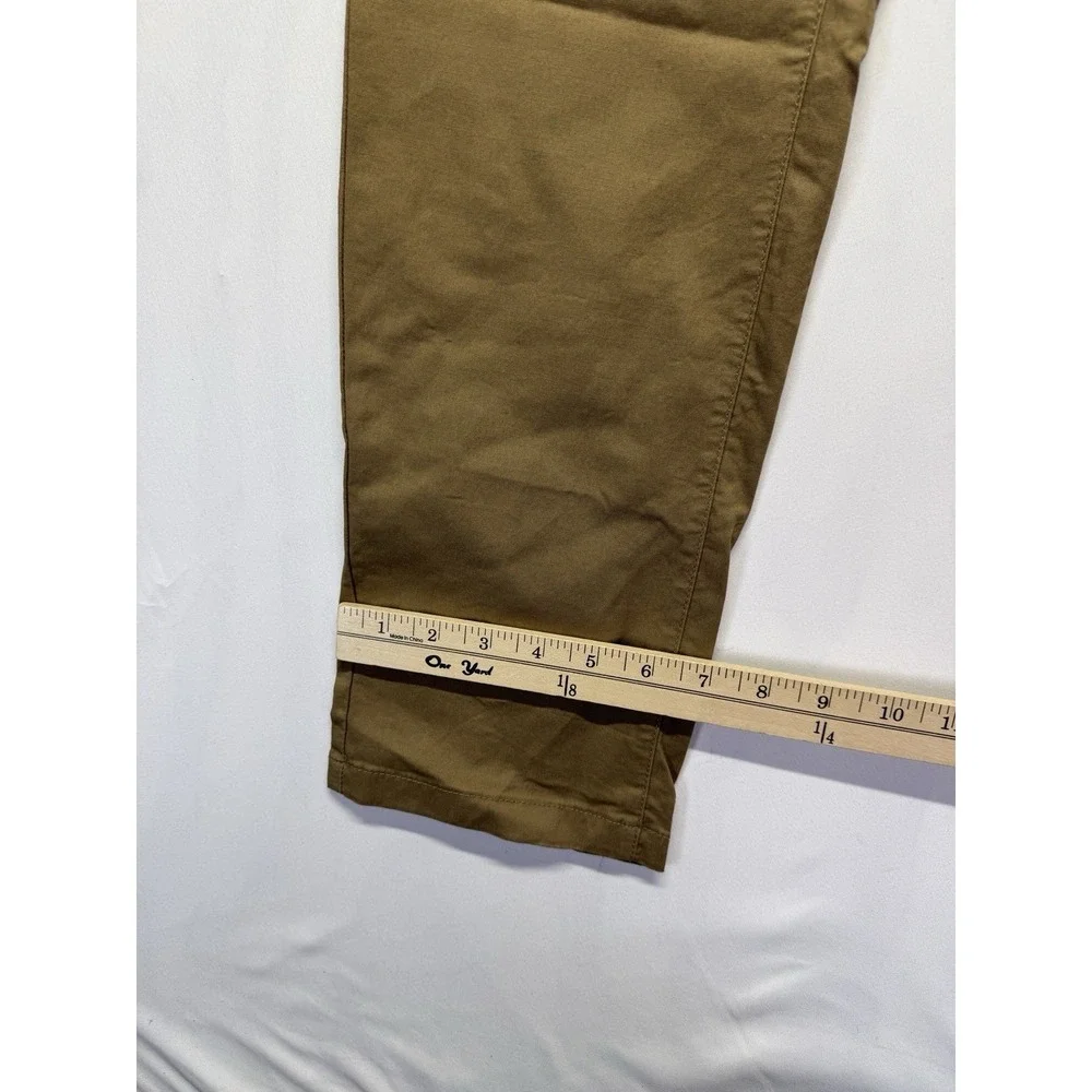 Old Navy Ultimate Tech Slim Pants Men 32x29 Khaki Quick Dry Stretch Chino Casual